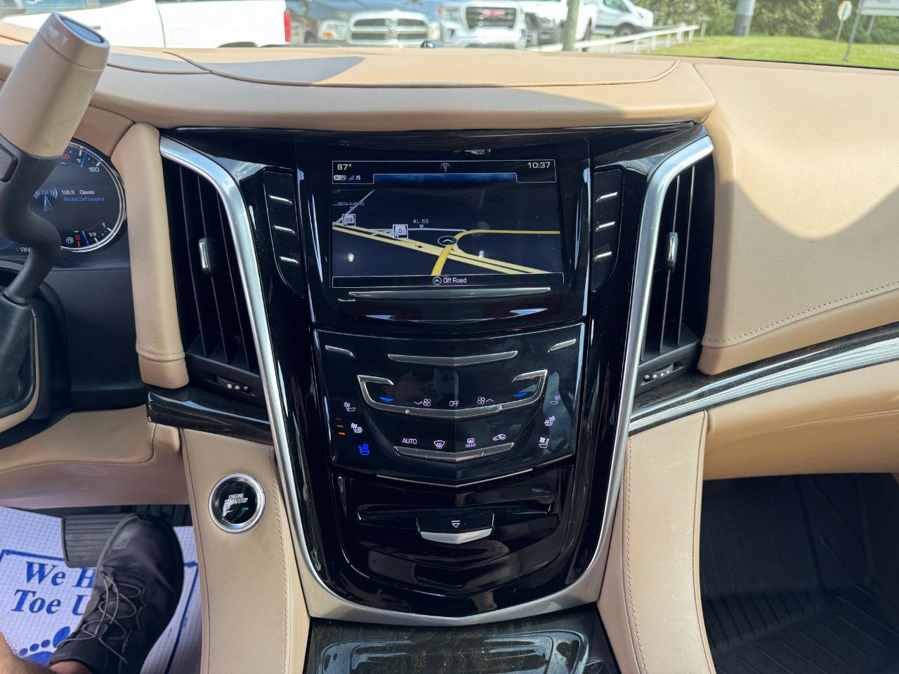 Used 2020 Cadillac Escalade ESV Platinum AWD/4WD image 50