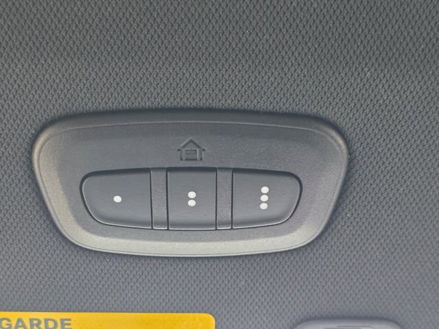 Used 2025 Jeep Grand Cherokee L Limited w/ Black Appearance Package image 23