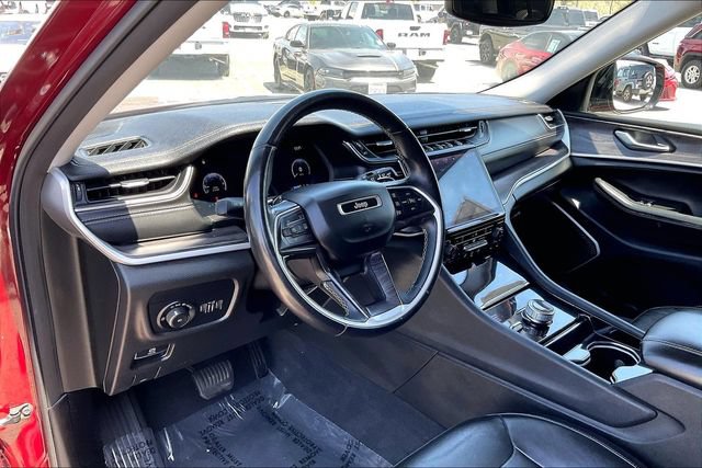 Used 2021 Jeep Grand Cherokee L Limited AWD/4WD image 14