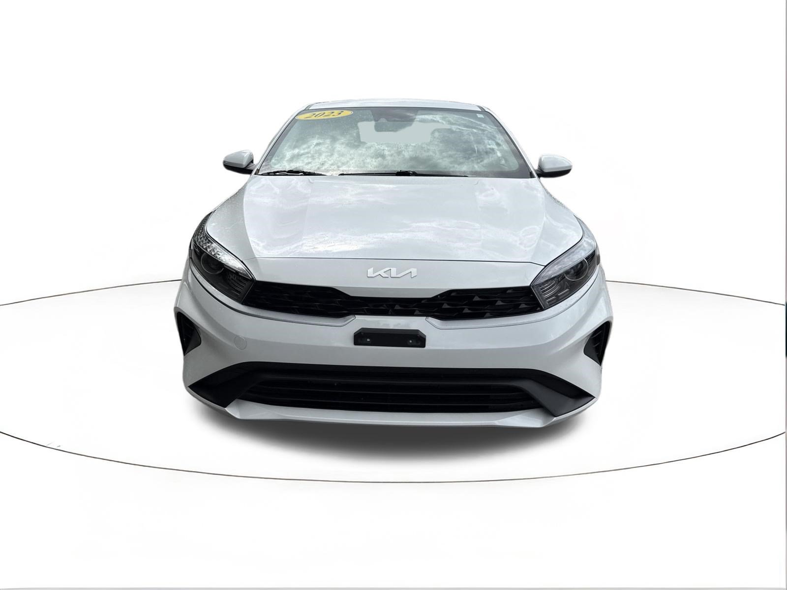 Used 2023 Kia Forte LXS FWD image 8