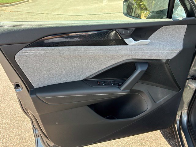 Certified 2025 Volkswagen Tiguan S AWD/4WD image 13