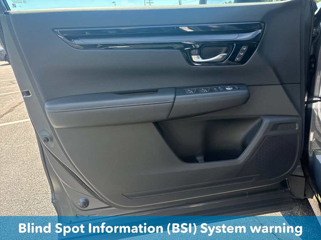 Used 2025 Honda CR-V EX-L image 13