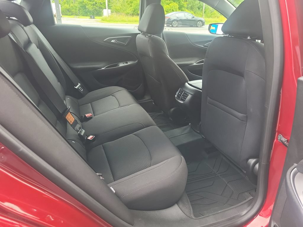 Certified 2024 Chevrolet Malibu LT w/ LPO, Floor Liner Package FWD image 12