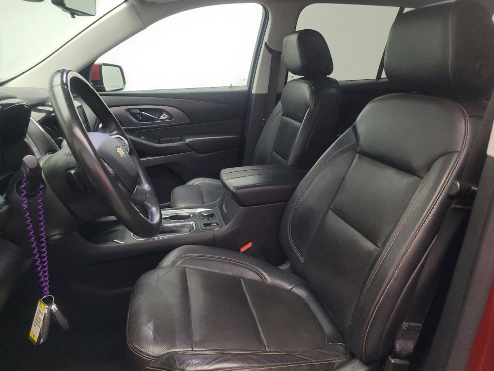 Used 2018 Chevrolet Traverse Premier w/ Driver Confidence II Package FWD image 17