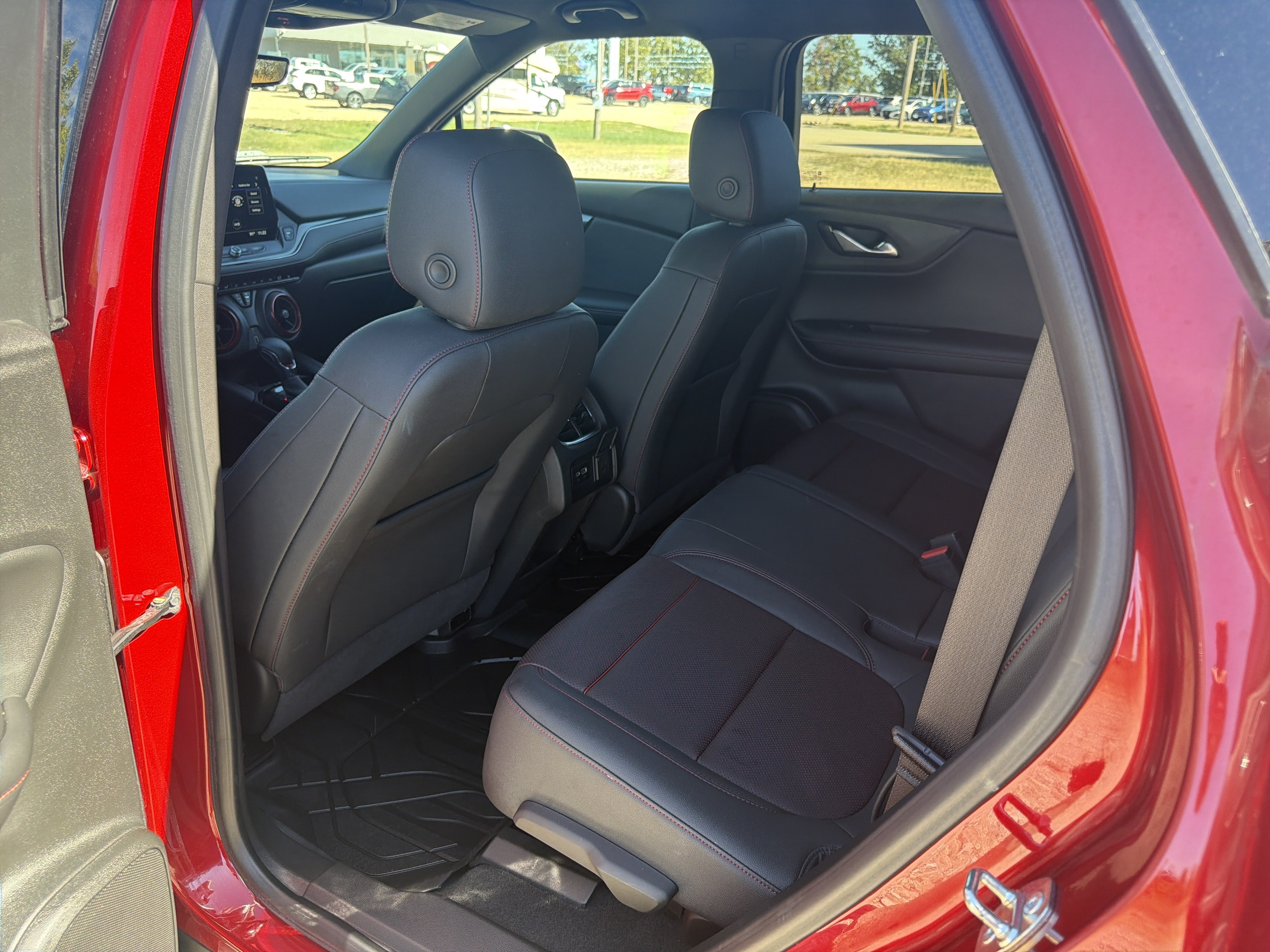 Used 2023 Chevrolet Blazer RS w/ Driver Confidence II Package FWD image 11