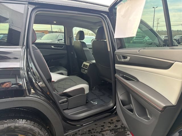 New 2026 Volkswagen Atlas Peak Edition AWD/4WD image 17