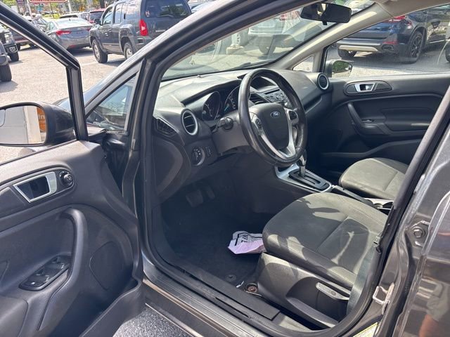 Used 2016 Ford Fiesta SE w/ Cold Weather Package FWD image 16