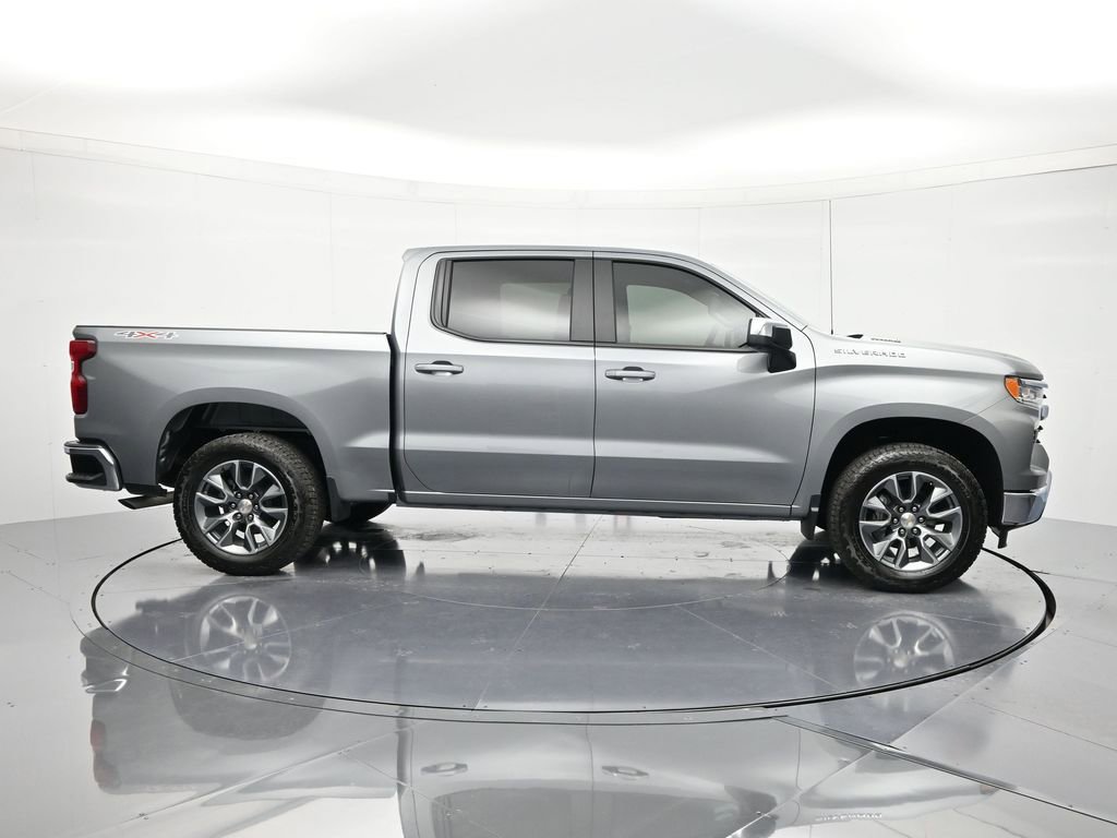 Certified 2026 Chevrolet Silverado 1500 LT w/ Convenience Package II AWD/4WD image 4