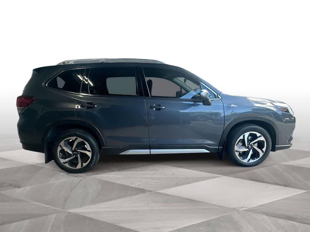 Used 2024 Subaru Forester Touring AWD/4WD image 9