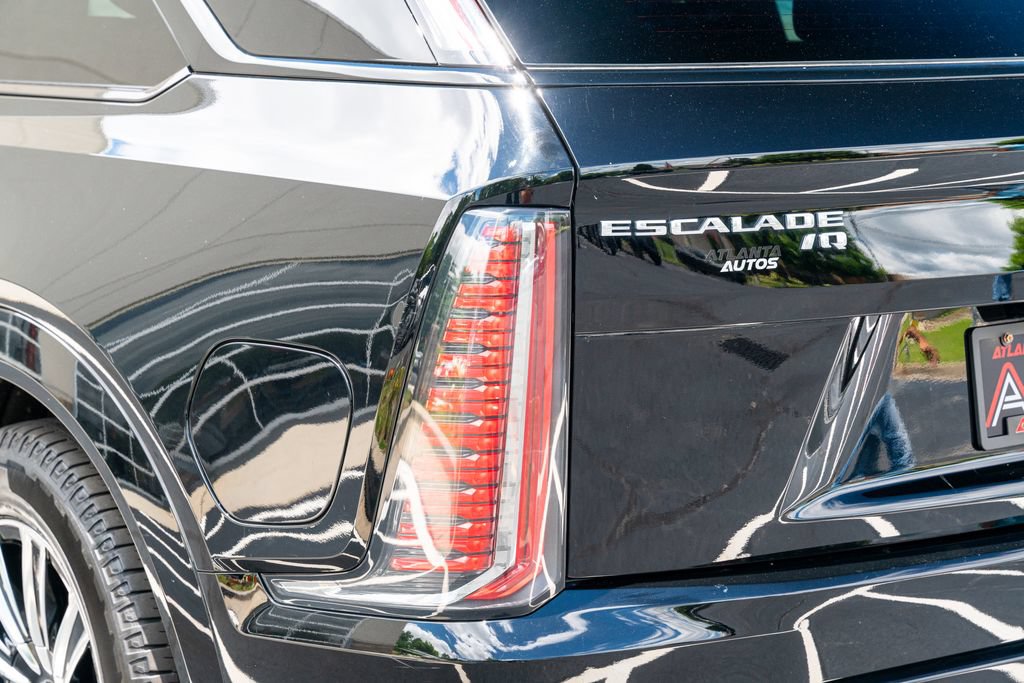 Used 2026 Cadillac Escalade IQ Sport 1 w/ LPO, Floor Liner Package AWD/4WD image 19