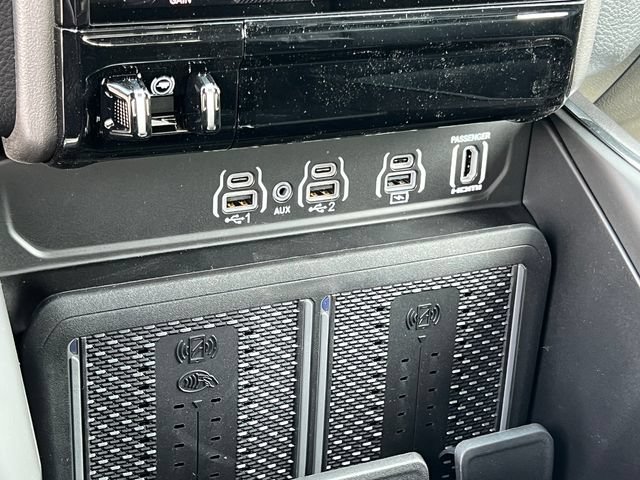 New 2026 RAM 1500 Laramie AWD/4WD image 30