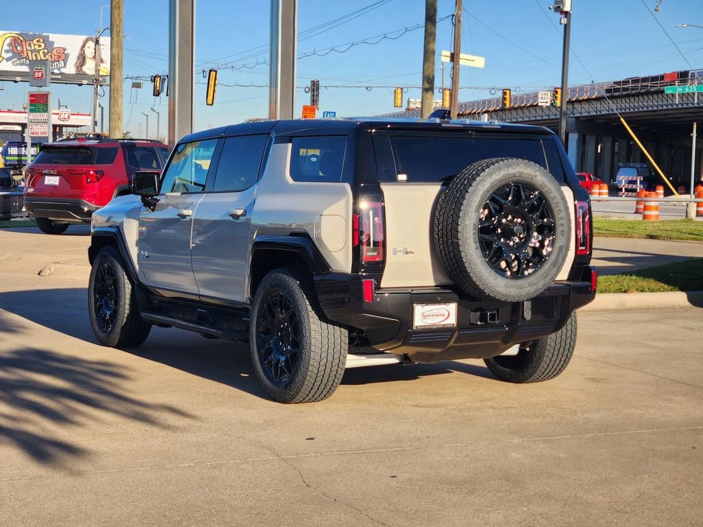 New 2026 GMC Hummer EV SUV image 3