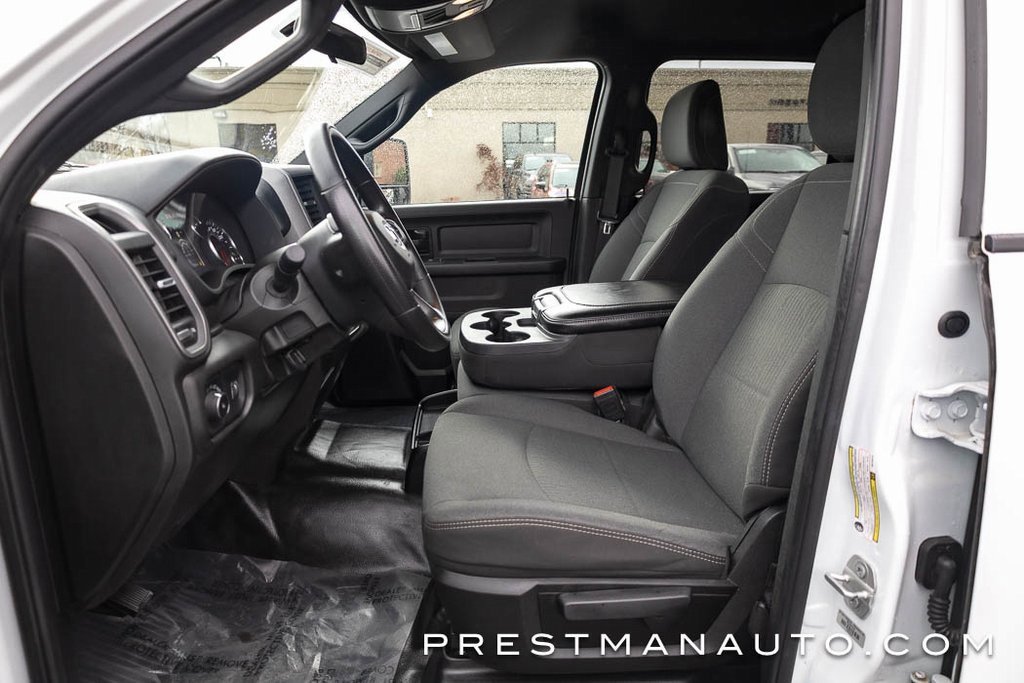 Used 2024 RAM 2500 Tradesman w/ Chrome Appearance Group image 20