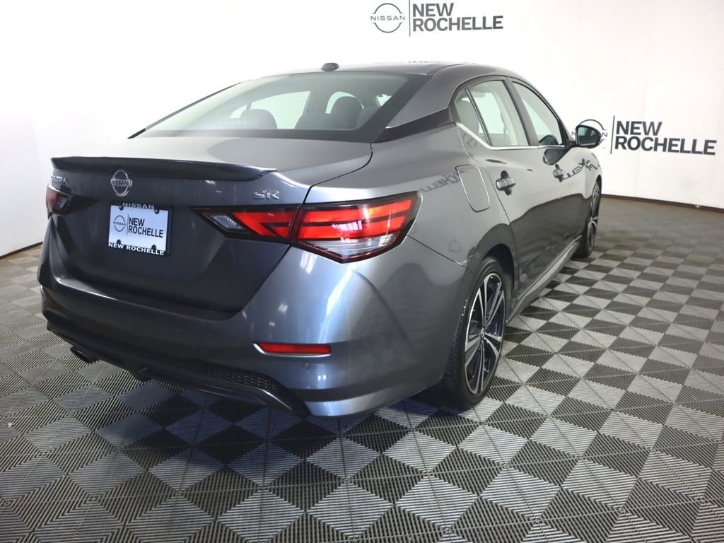 Used 2023 Nissan Sentra SR w/ Trunk Package image 7