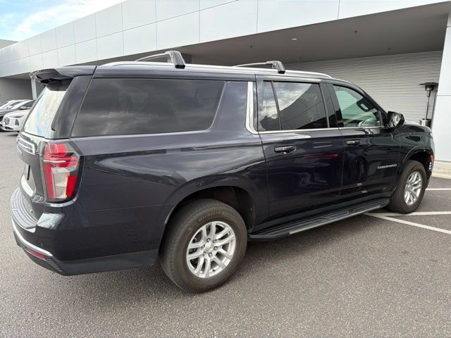 Used 2023 Chevrolet Suburban LT AWD/4WD image 3