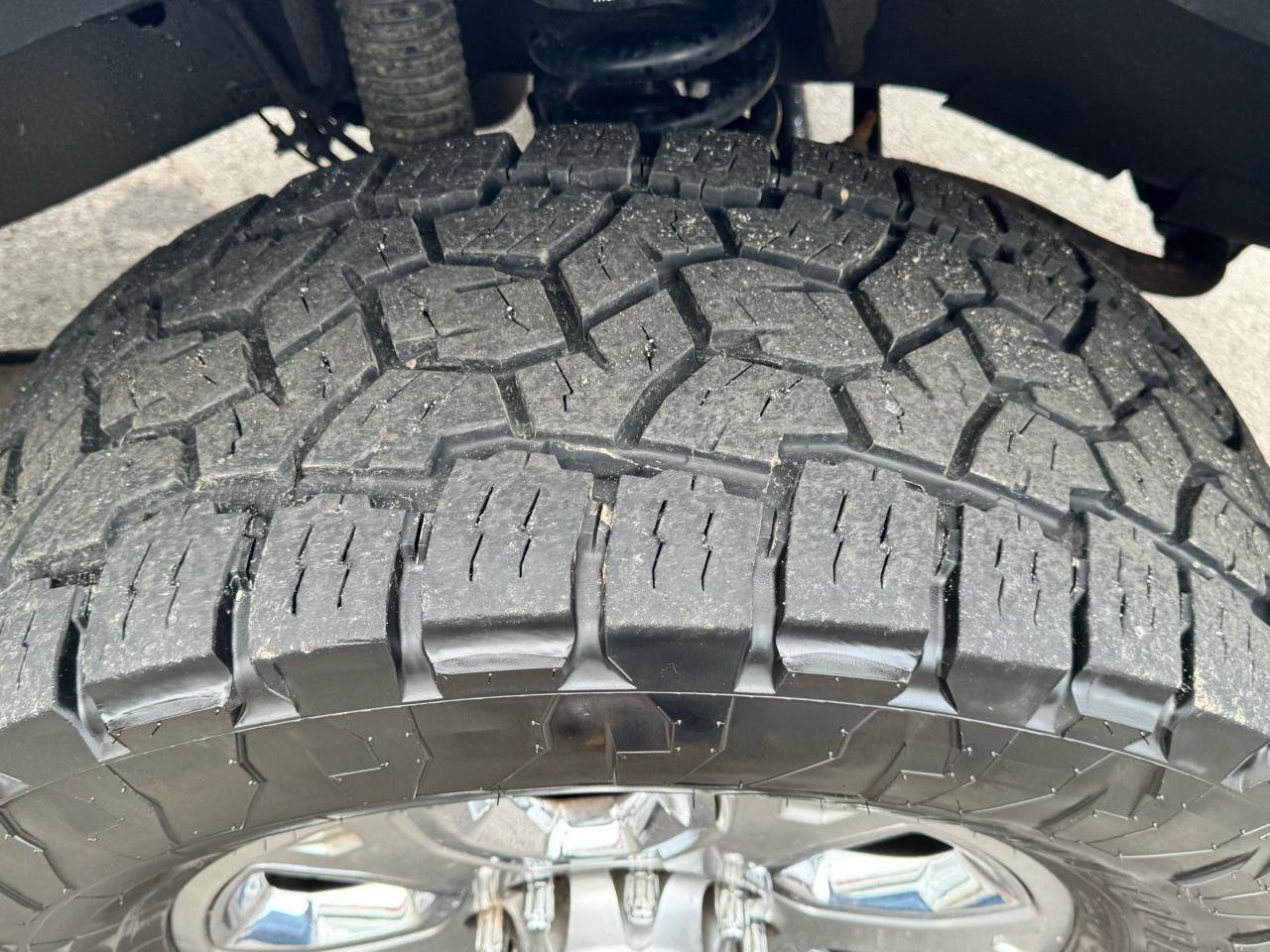 Used 2018 RAM 2500 Laramie w/ Sport Appearance Group image 16