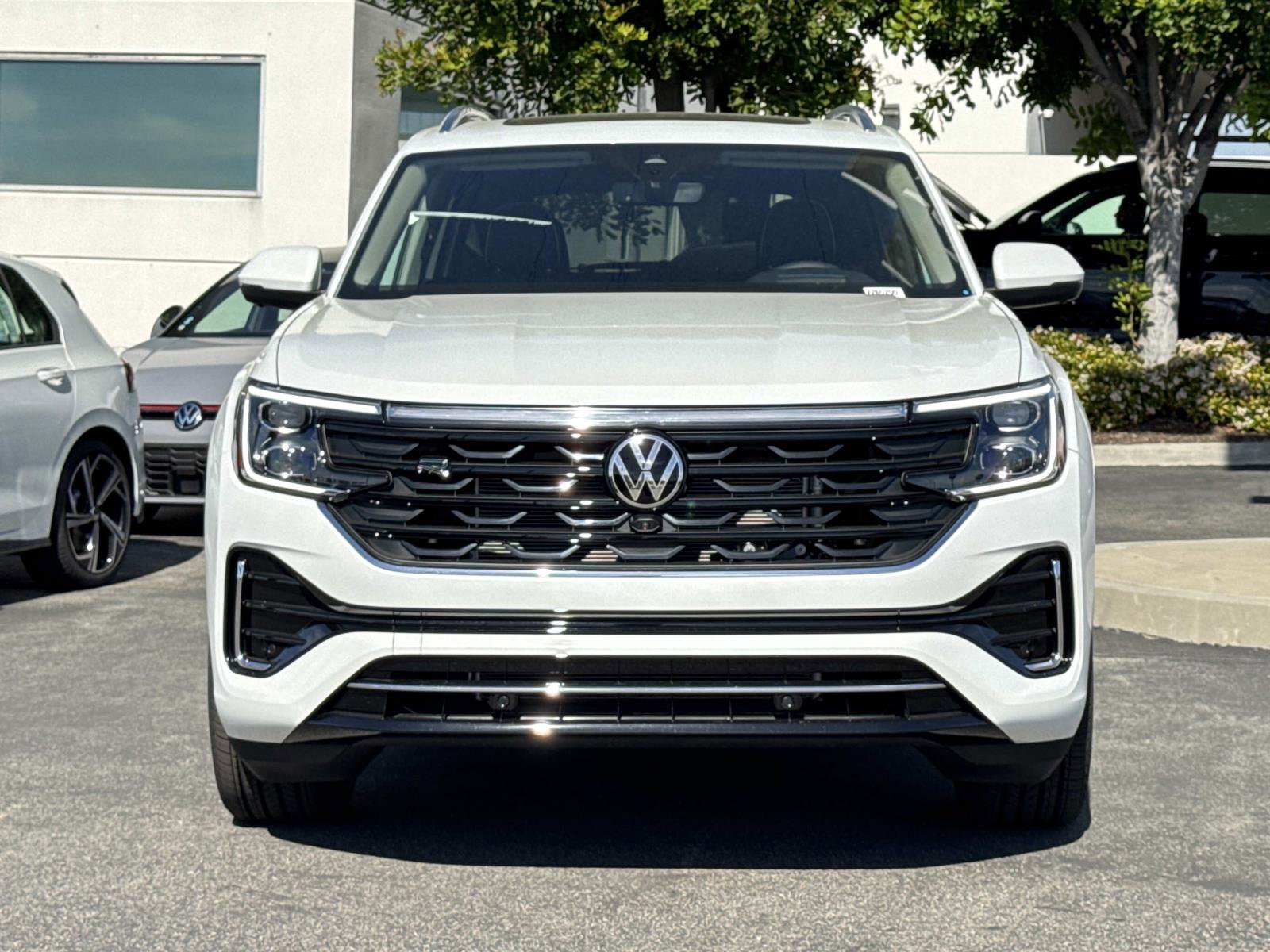 New 2026 Volkswagen Atlas SEL Premium R-Line image 8
