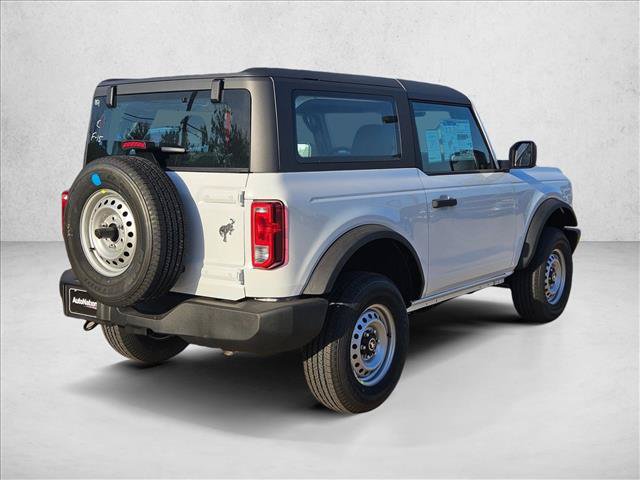 New 2026 Ford Bronco 2-Door AWD/4WD image 2