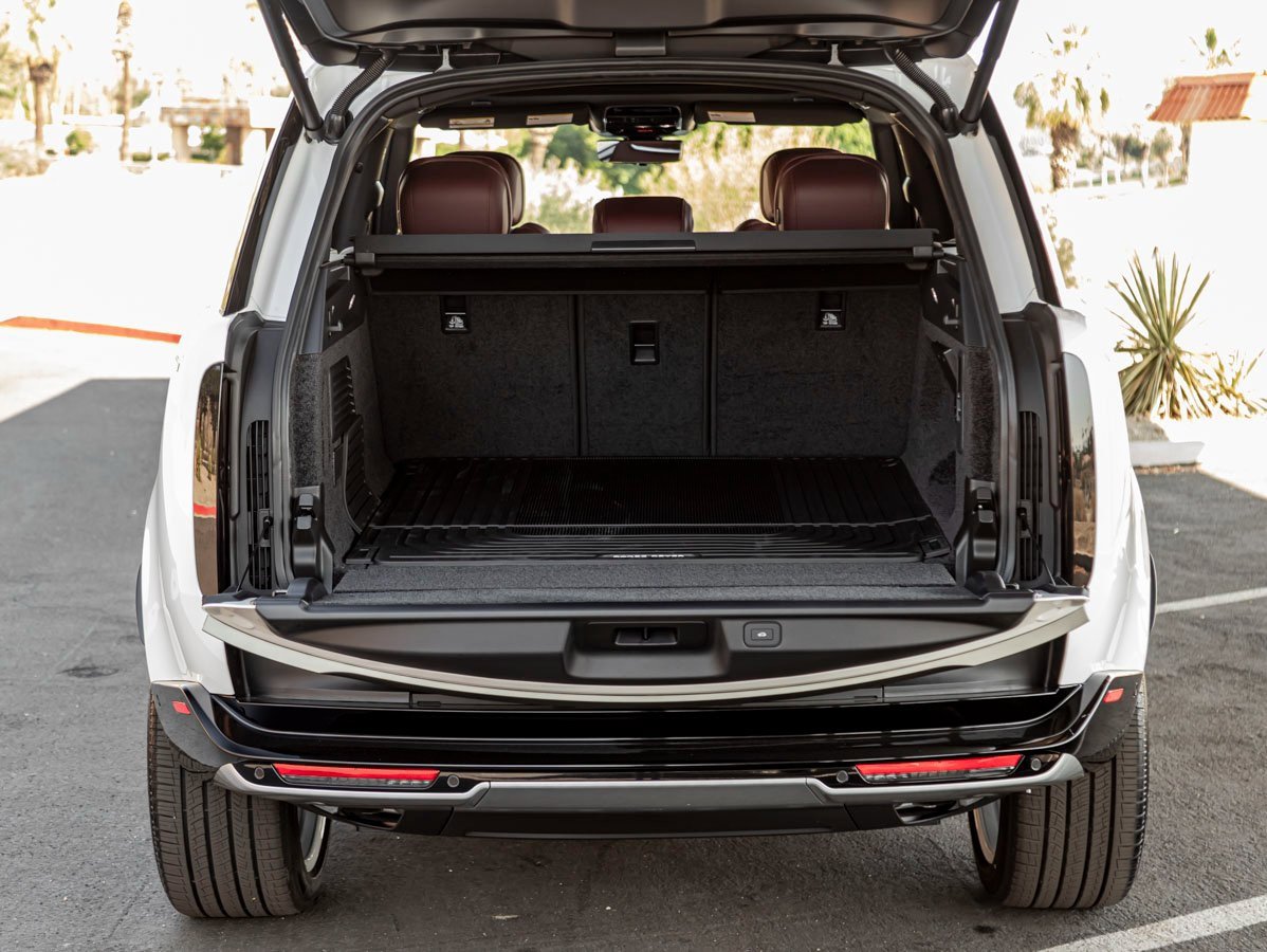 New 2025 Land Rover Range Rover SE image 22
