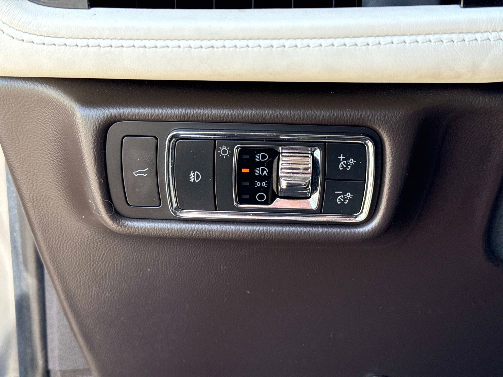 Used 2023 Lincoln Aviator Black Label w/ Dynamic Handling Package image 35