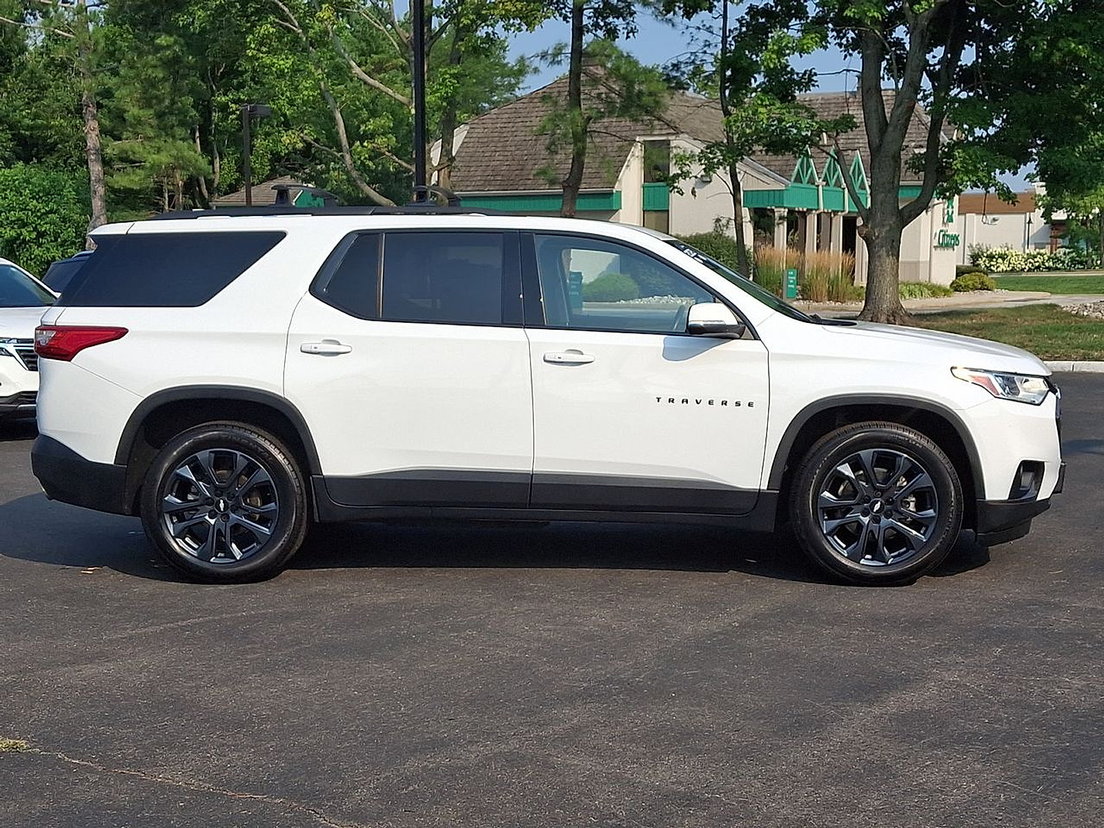 Certified 2021 Chevrolet Traverse RS w/ LPO, Floor Liner Package AWD/4WD image 26