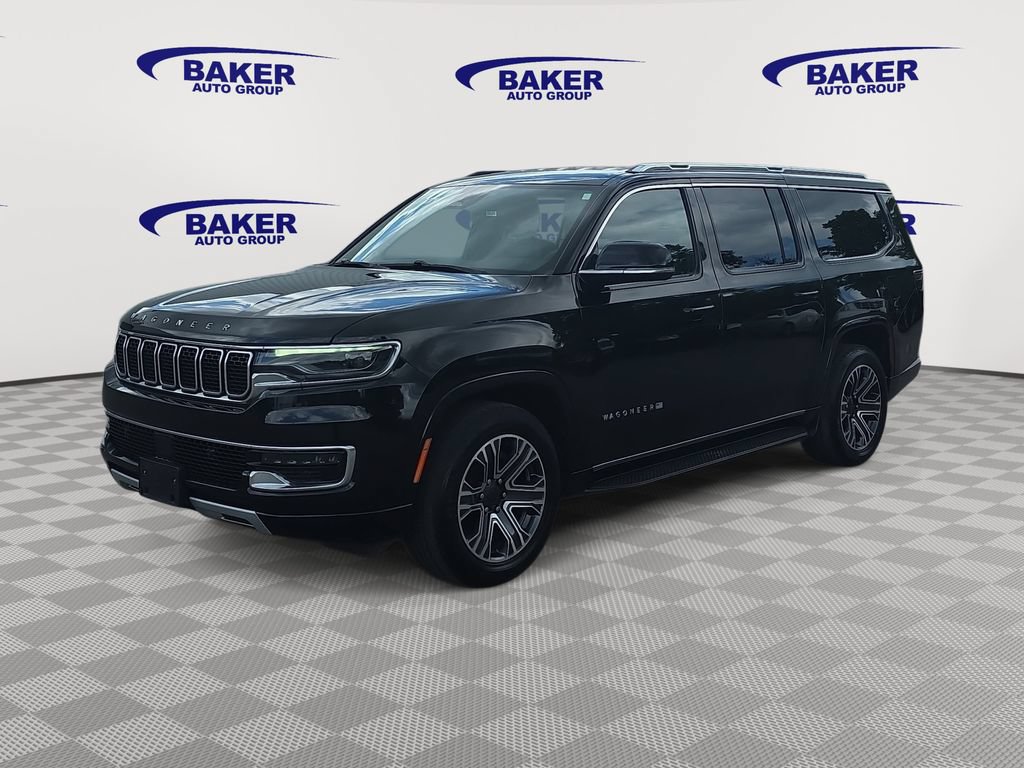 Used 2024 Jeep Wagoneer L Series II w/ Flexible Seating Group AWD/4WD image 7