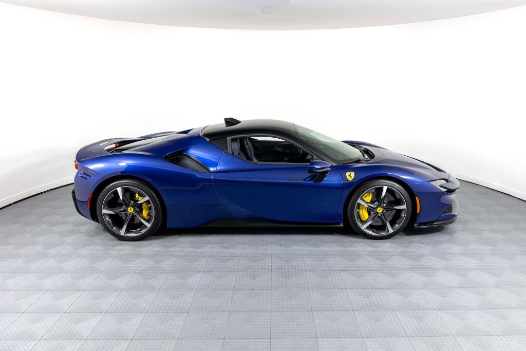 Certified 2021 Ferrari SF90 Stradale image 17