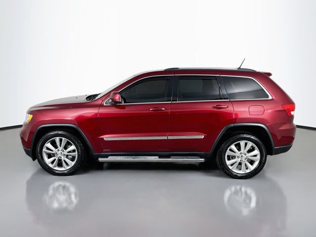 Used 2013 Jeep Grand Cherokee Laredo AWD/4WD image 11