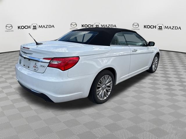 Used 2013 Chrysler 200 Limited image 7