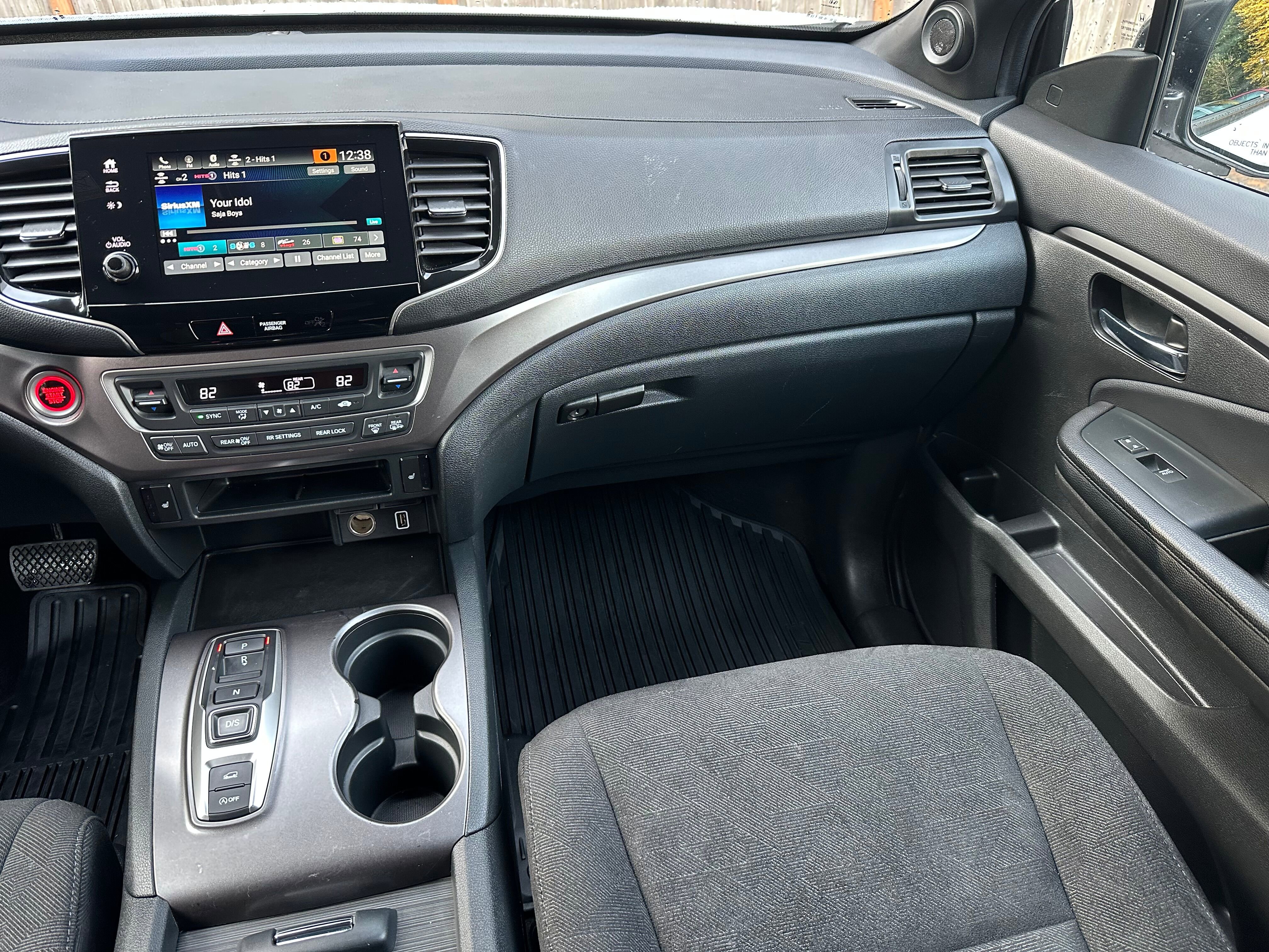 Used 2022 Honda Pilot Sport image 16