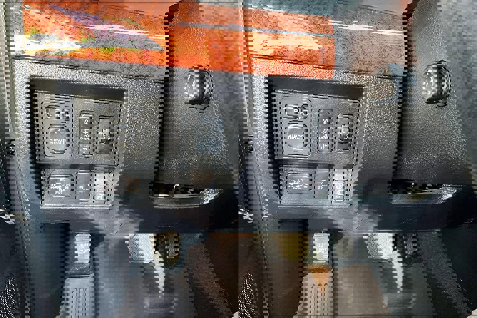 Used 2020 Toyota Tundra 1794 Edition image 32