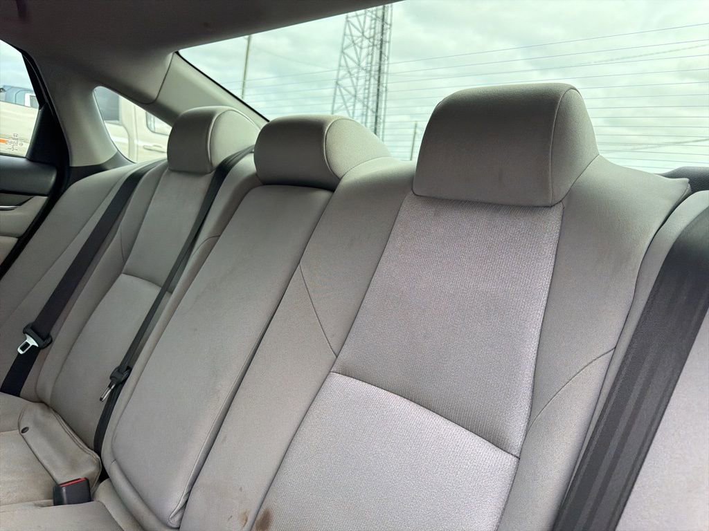 Used 2018 Honda Accord LX image 14