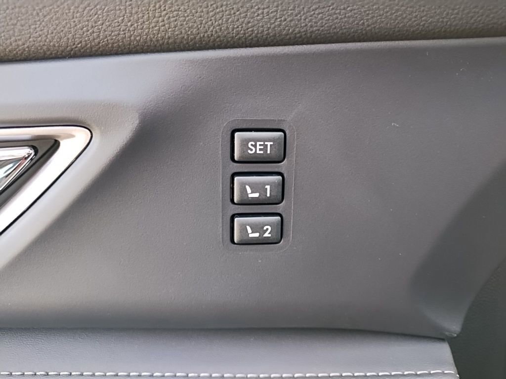 Used 2026 Subaru Ascent Limited AWD/4WD image 17