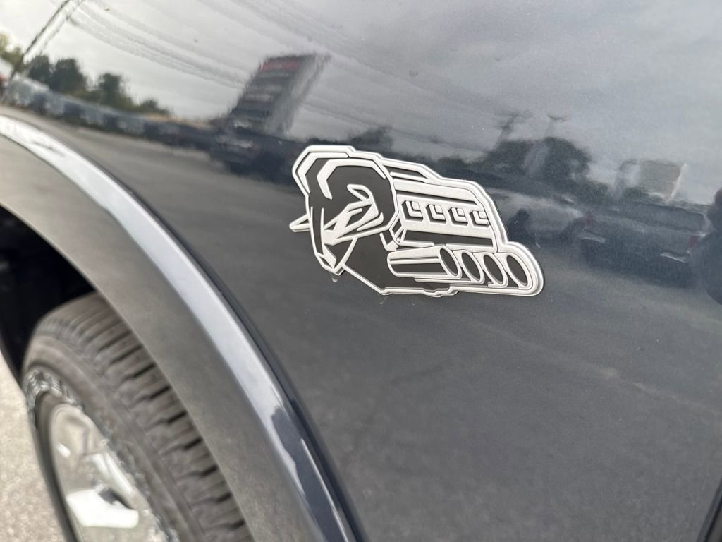 New 2026 RAM 1500 4x4 Crew Cab image 42