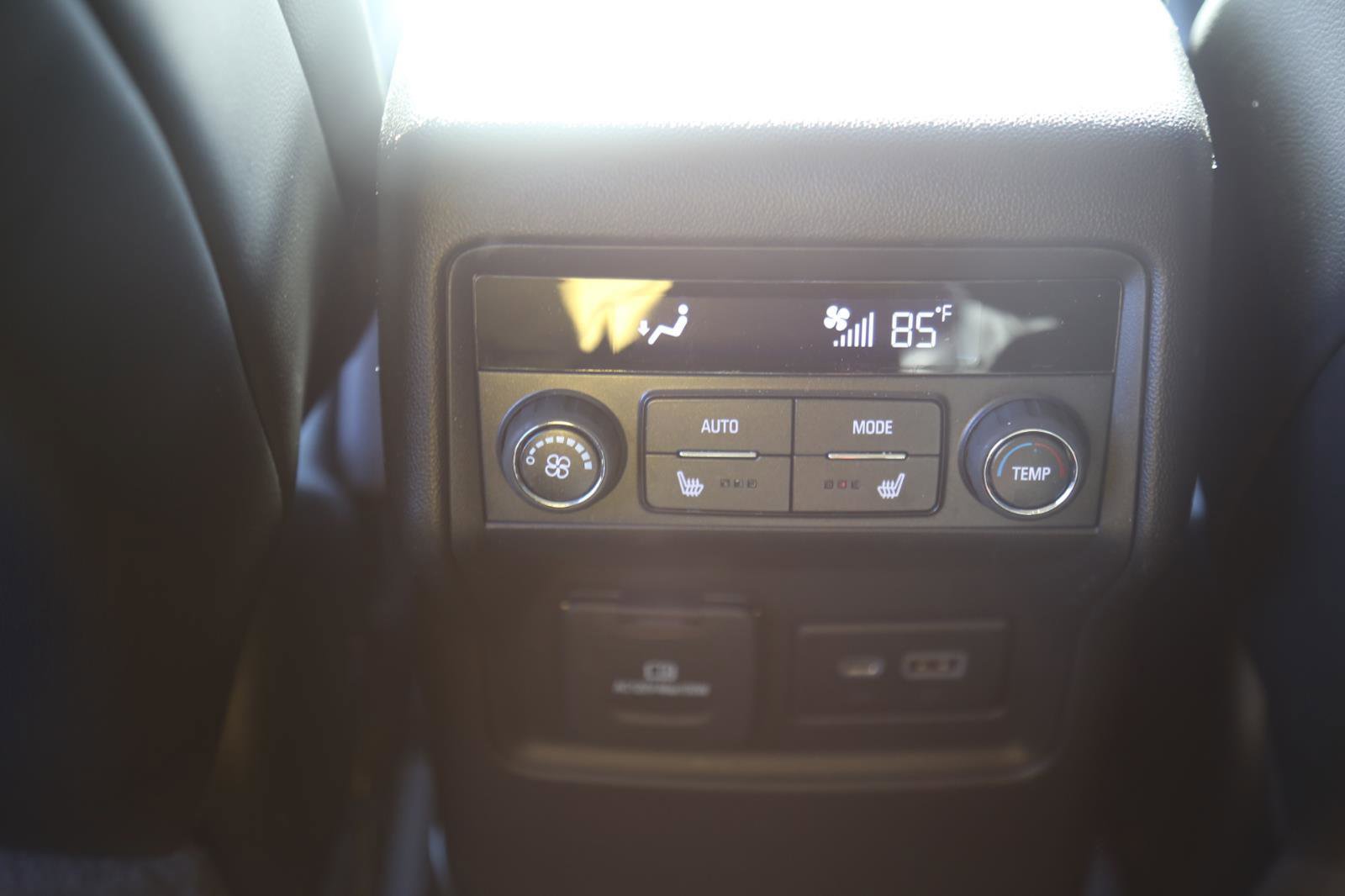 Used 2021 GMC Acadia Denali image 20