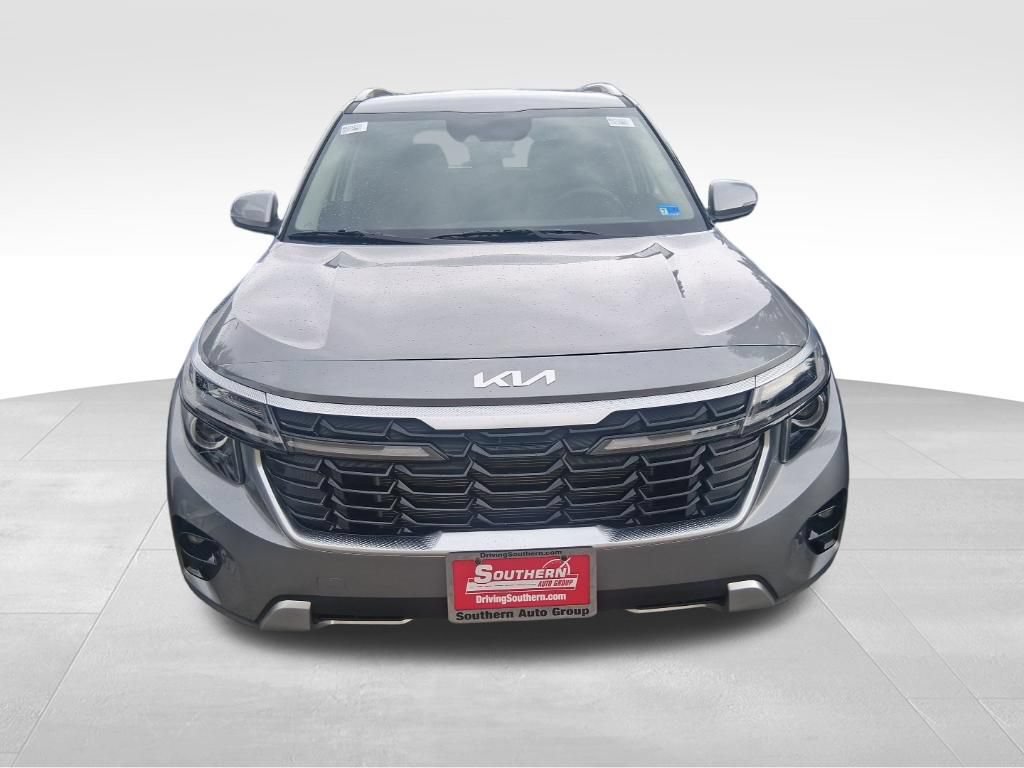 Certified 2026 Kia Seltos S AWD/4WD image 2