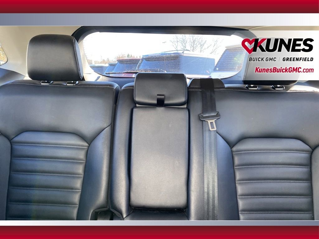 Used 2024 Ford Edge SEL image 32