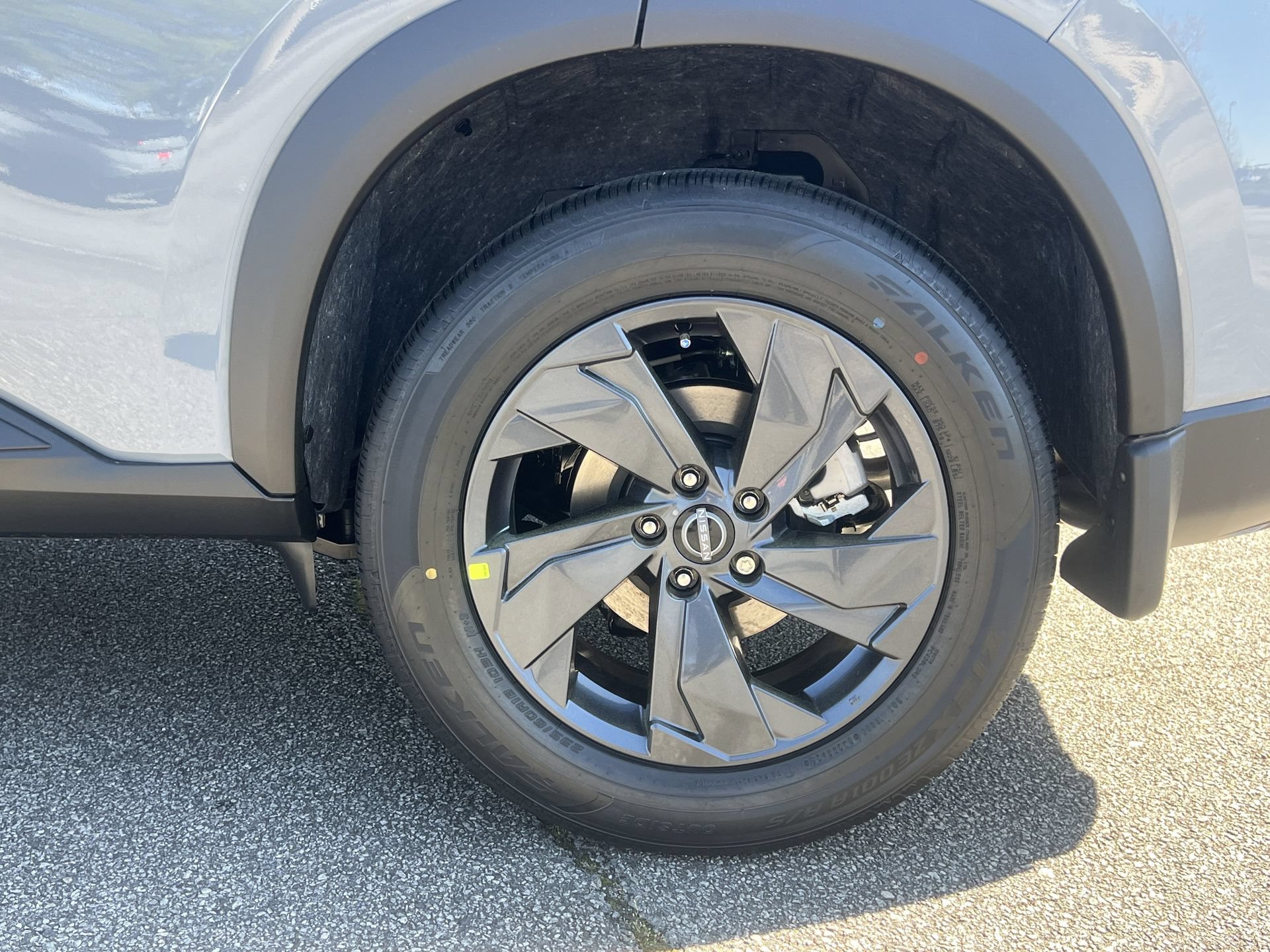 New 2026 Nissan Rogue SV FWD image 26