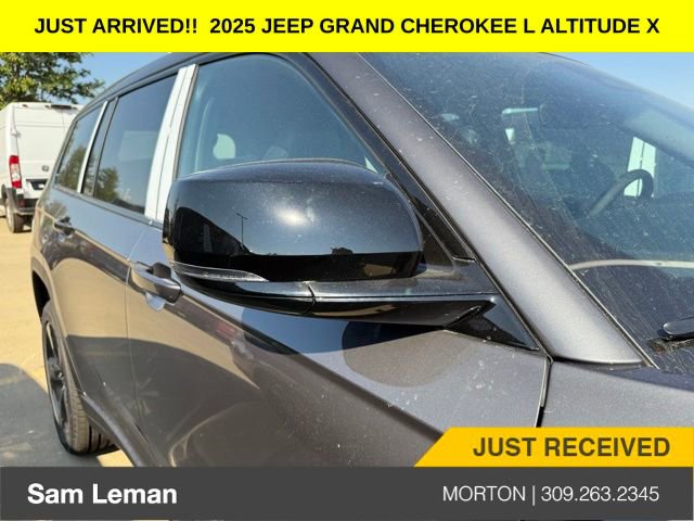 New 2025 Jeep Grand Cherokee L Altitude image 6
