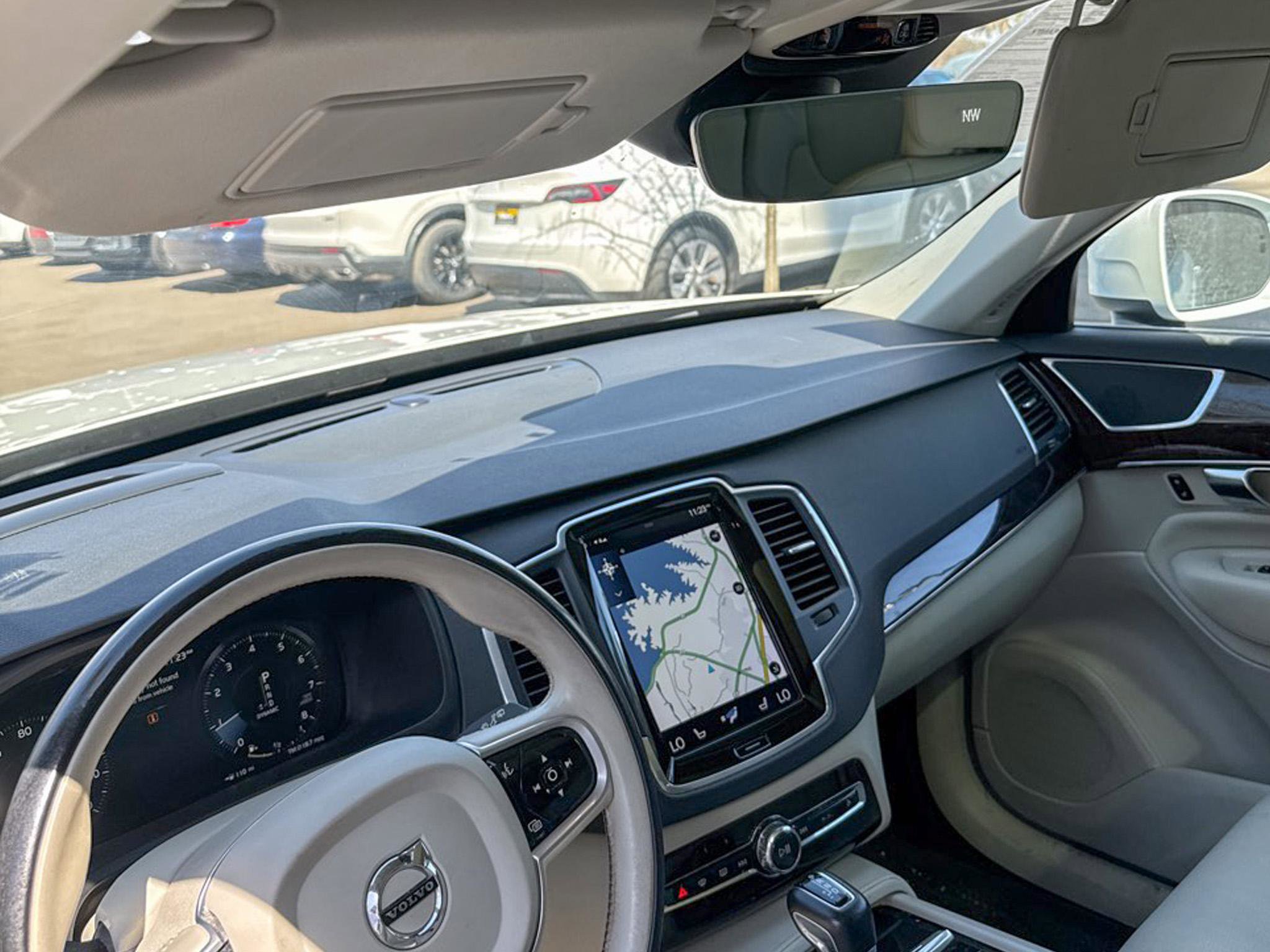 Used 2019 Volvo XC90 T6 Momentum w/ Advanced Package image 21
