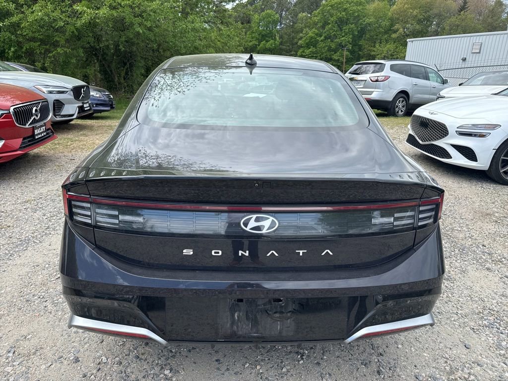 Used 2025 Hyundai Sonata SEL image 4