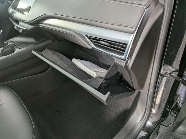 Certified 2023 Cadillac XT4 Premium Luxury w/ Cold Weather Package image 32