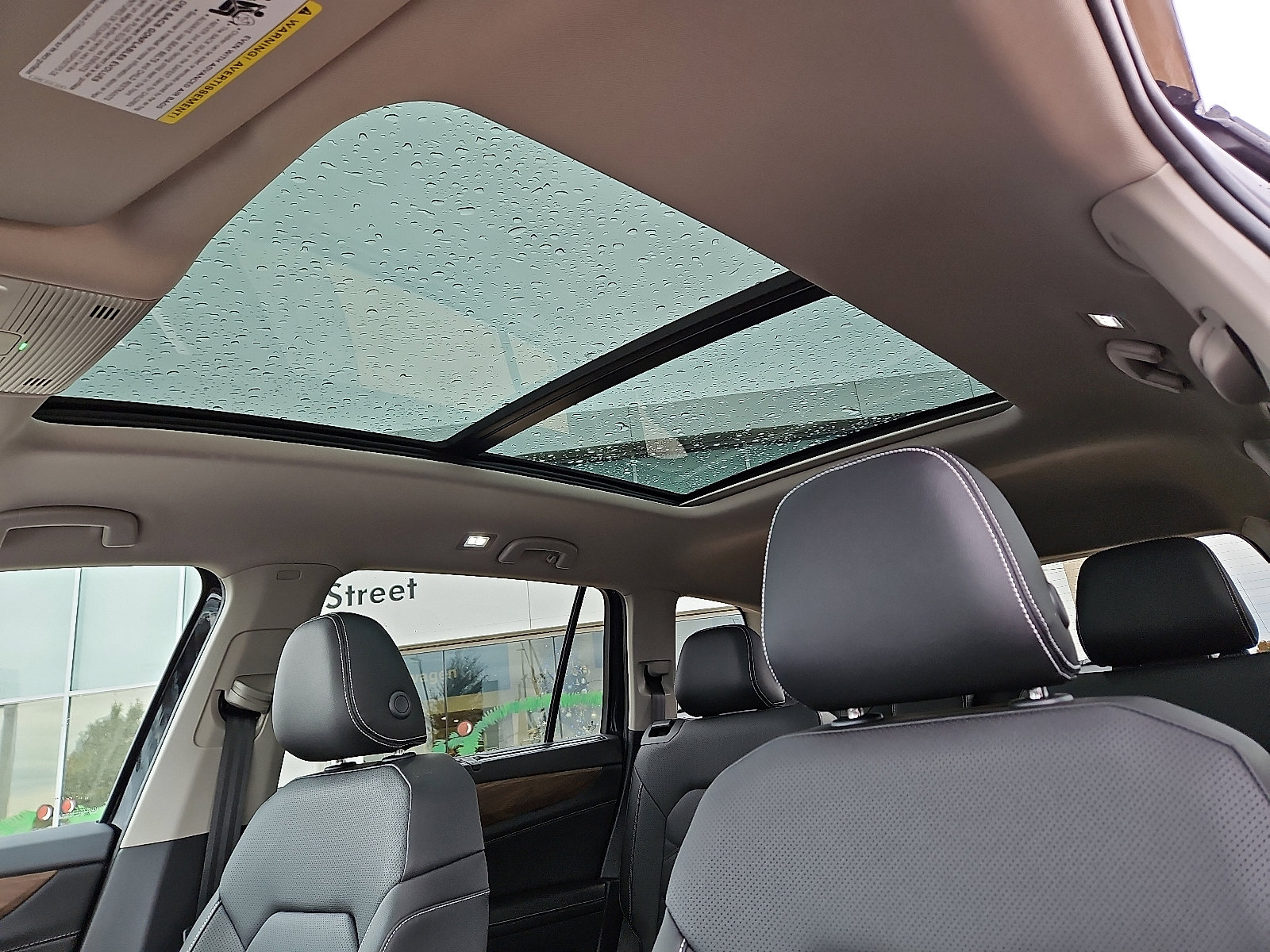 New 2026 Volkswagen Atlas SE image 13