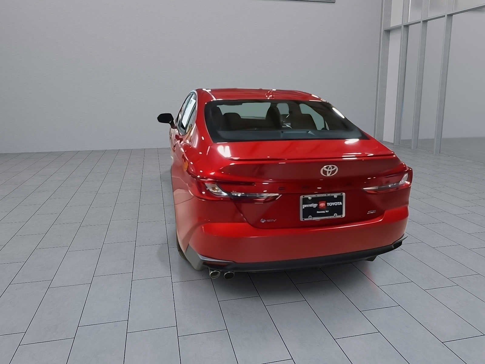 Used 2025 Toyota Camry SE FWD image 7