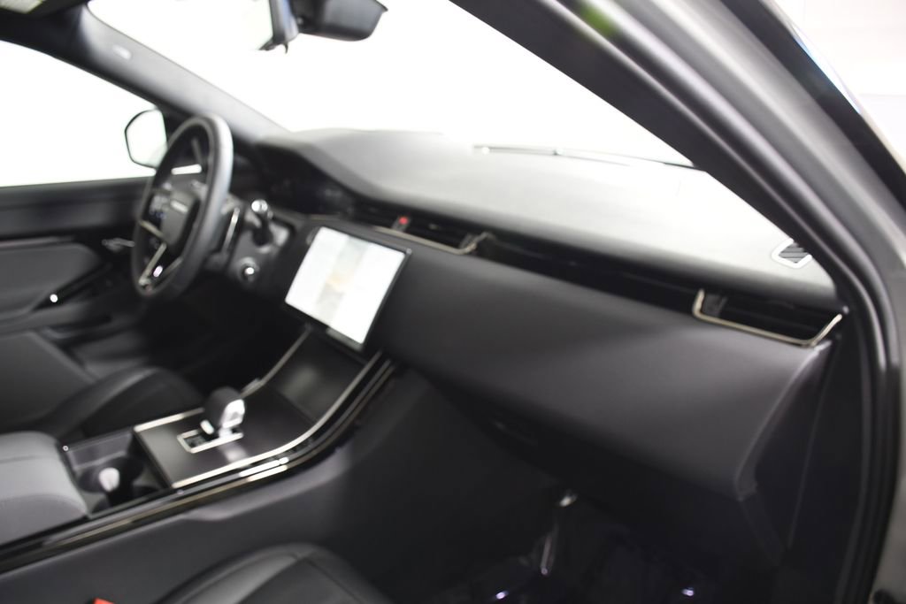Certified 2026 Land Rover Range Rover Evoque Dynamic SE image 19