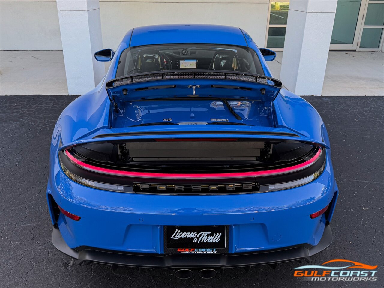 Used 2025 Porsche 911 GT3 RWD image 39