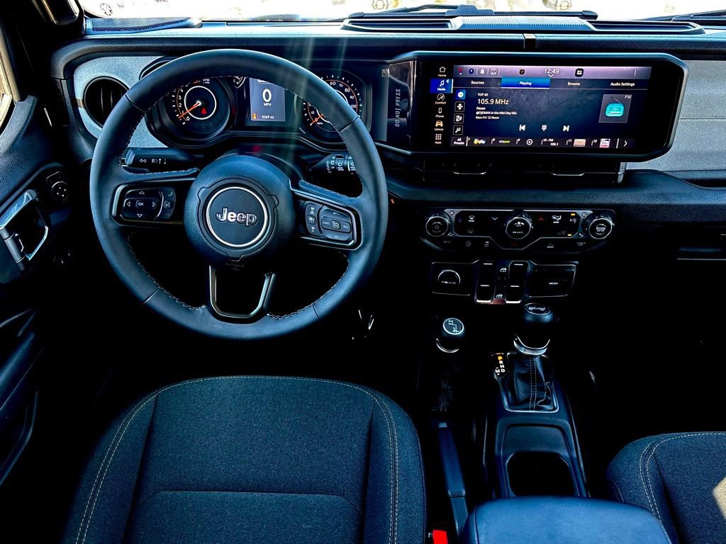 Used 2025 Jeep Wrangler Sport S image 23