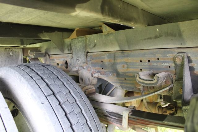 Used 2001 Ford F550 XL image 17