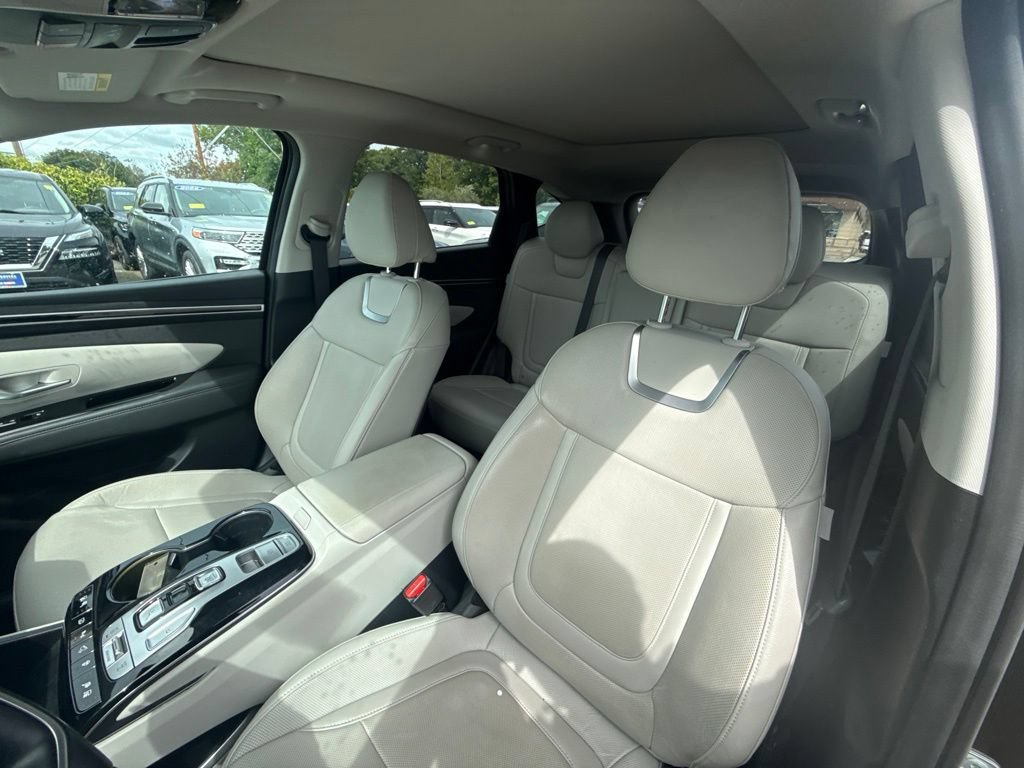 Used 2024 Hyundai Tucson Limited AWD/4WD image 15