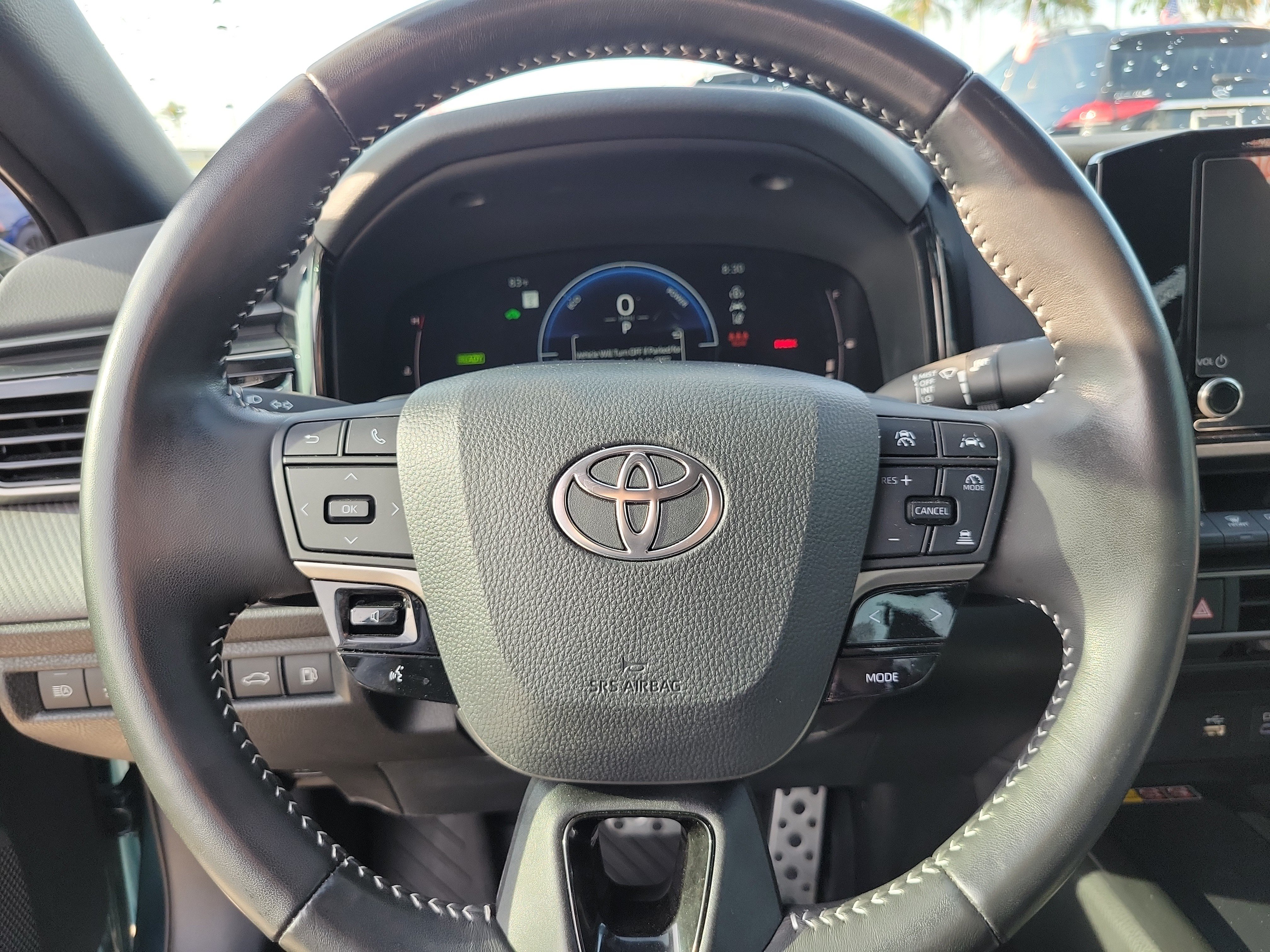 Used 2025 Toyota Camry SE FWD image 23